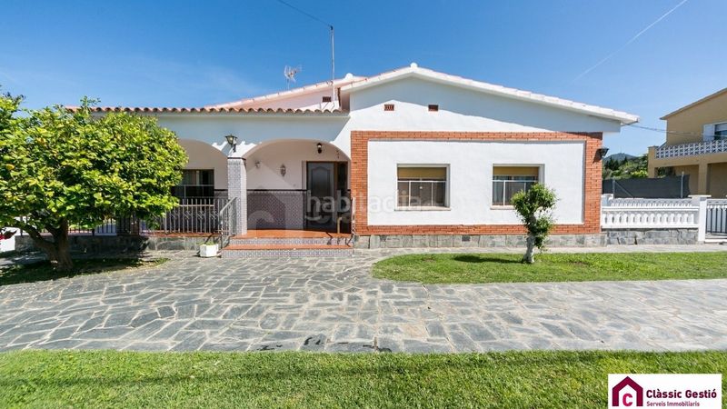 Foto a9b5a5b9-a4cc-4180-91dc-b548007419e2. Casa amb calefacció piscina a Olesa de Montserrat