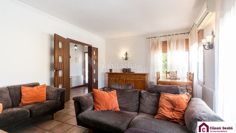 Foto b1d5ffe1-947f-4def-8612-b0fc27bfe55f. Casa amb calefacció piscina a Olesa de Montserrat