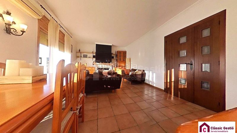 Foto f002ce86-2e2a-437a-b9fb-d3d2b976251d. Casa amb calefacció piscina a Olesa de Montserrat