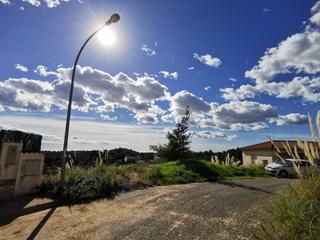 Terreno residencial  Illa. Parcela urbana  con vistas al mar y montaña panoramicas!