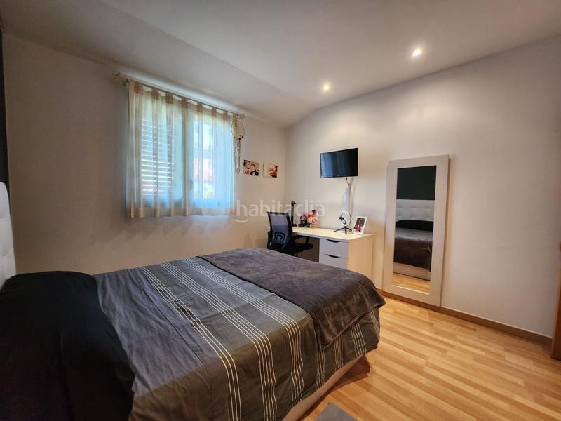 Foto 40cfd190-ff16-4451-be98-a83189a47791. Casa adossada amb calefacció a Palau-saverdera