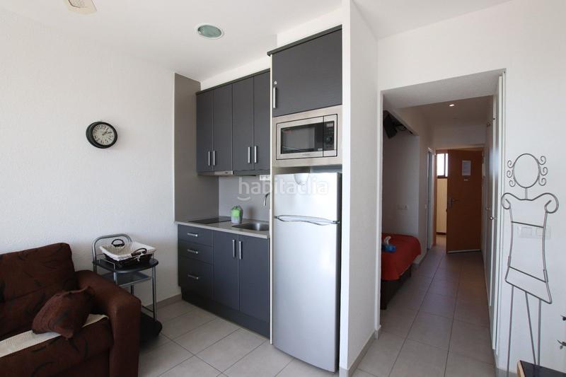 Foto e3f32c4c-f117-4396-a469-c917ea497d04. Piso estudio cabina vista mar en Santa Margarida Roses