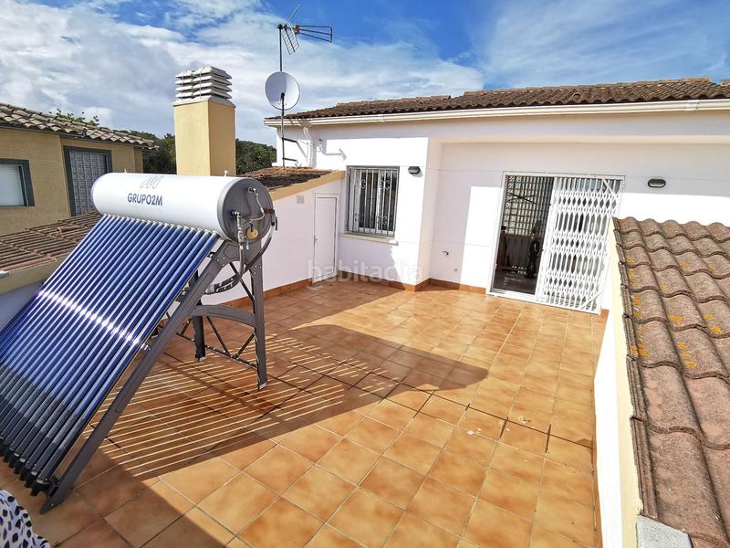 Foto b9cb0be2-30a3-44dc-a66a-bd19cbcc874a. Casa amb calefacció aparcament piscina a Fenals Lloret de Mar