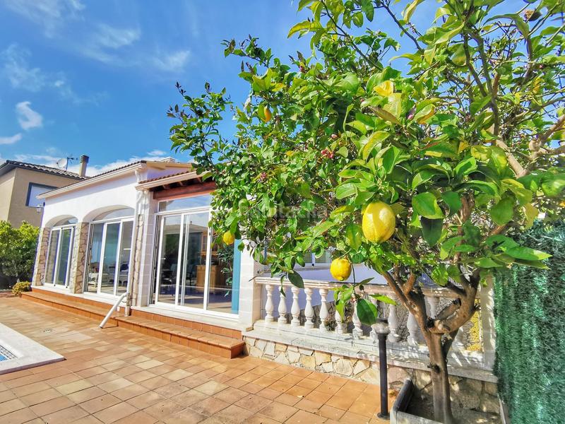 Foto e5d99462-c883-4607-ad82-923371885689. House with heating parking pool in Fenals Lloret de Mar