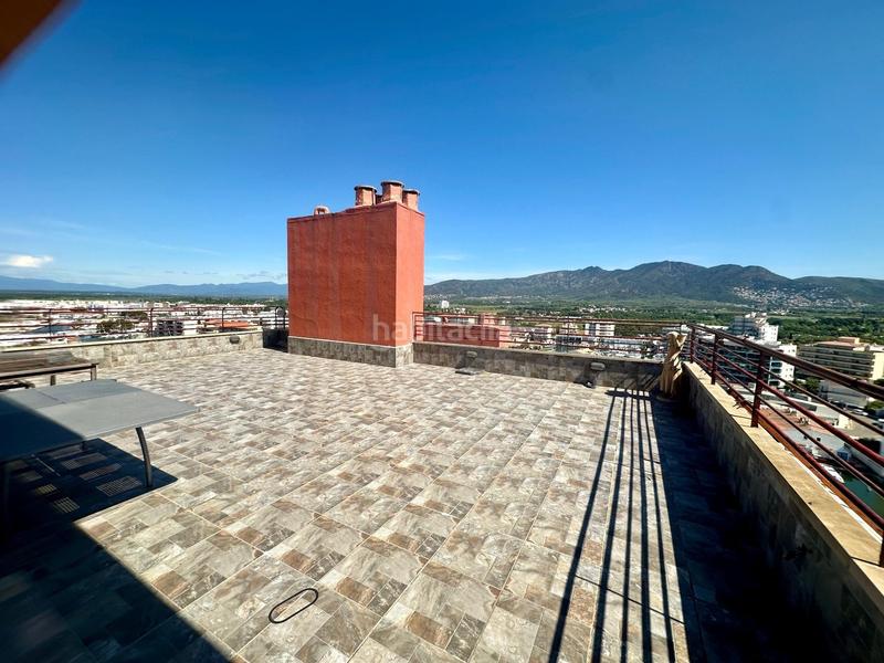 Foto 27514b8c-f03d-4f65-8ce1-ea3dde90dd20. Ático piso con 65 m2 de terraza vista mar en Santa Margarida Roses