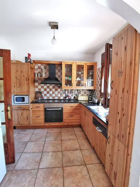 Foto 337b9f5f-89f4-47d1-946e-7b4a56e73ca4. House with heating parking in Canyelles Lloret de Mar