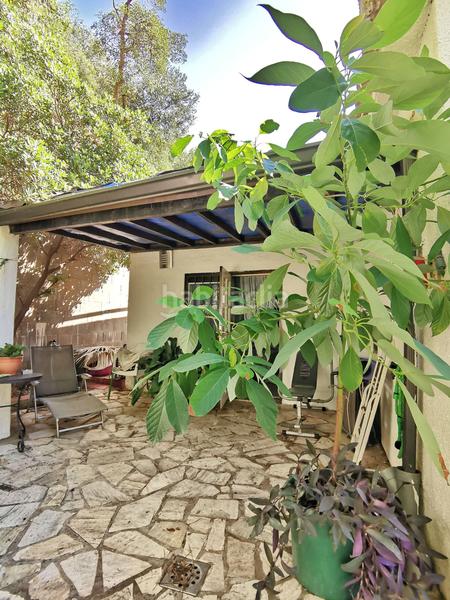 Foto 5a2f9b16-8ded-4426-8919-f1b3001b23e3. House with heating parking in Canyelles Lloret de Mar