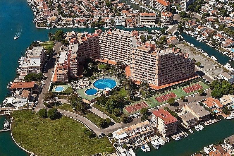 Foto 339039c1-a8a4-4a1b-a672-96bd03e9c744. Appartement avec chauffage piscine dans Santa Margarida Roses