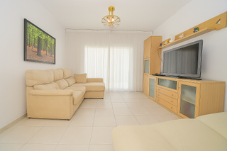 Etagenwohnung in Fenals. Oportunidad unica, acogedor y moderno piso a 100m. de playa de f