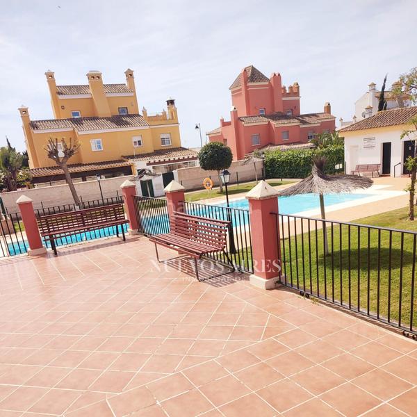 Foto 112e253f-7148-4c90-9108-5c11567e7e28. Pis amb aparcament piscina a Martín Miguel Sanlúcar de Barrameda