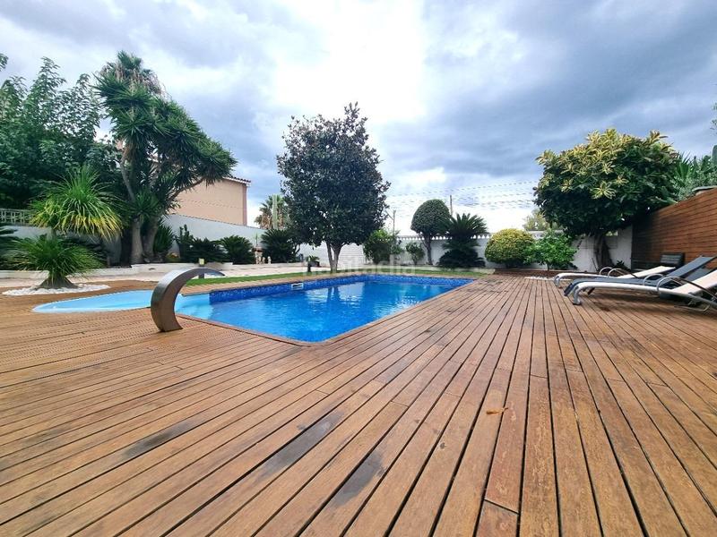 Foto ba1fc17c-7a3f-49b6-8a15-976d3a5edfa0. Xalet amb calefacció aparcament piscina a Marítima Sud Torredembarra