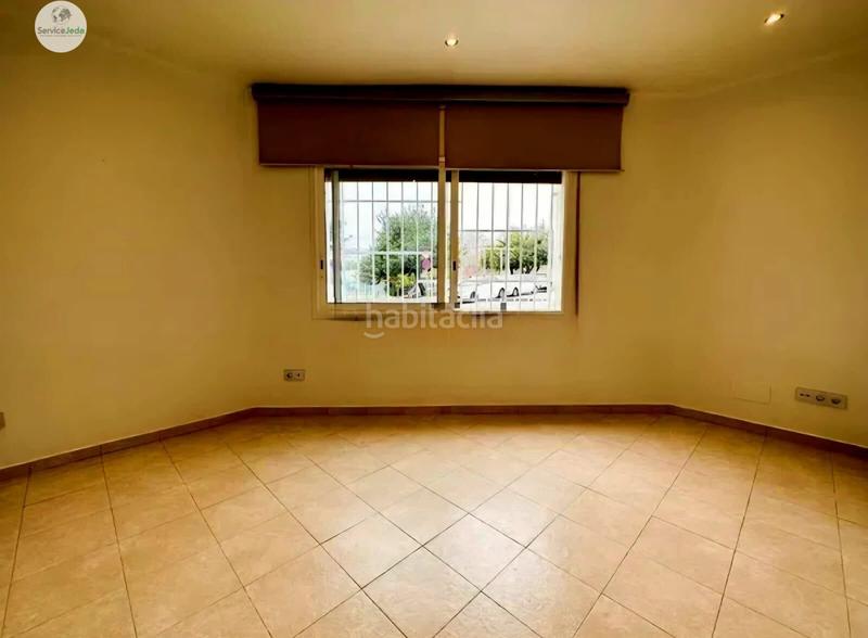 Foto cd8e4832-bedd-415e-b831-43315e38b125. Planta baixa a Ametllers - Poble Sec Sitges