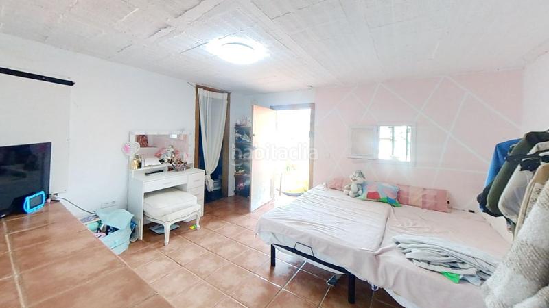 Foto db14a820-5938-4fc9-b34c-4d259134a759. Casa adosada esquinera en mas romeu en Calafell poble Calafell