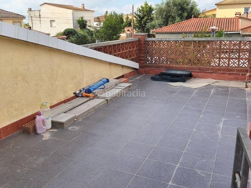 Foto 285138e0-8380-4a5b-bdf9-a3282571d0c2. Chalet  en venta en urb lalzineta completamente reformada en Montferri