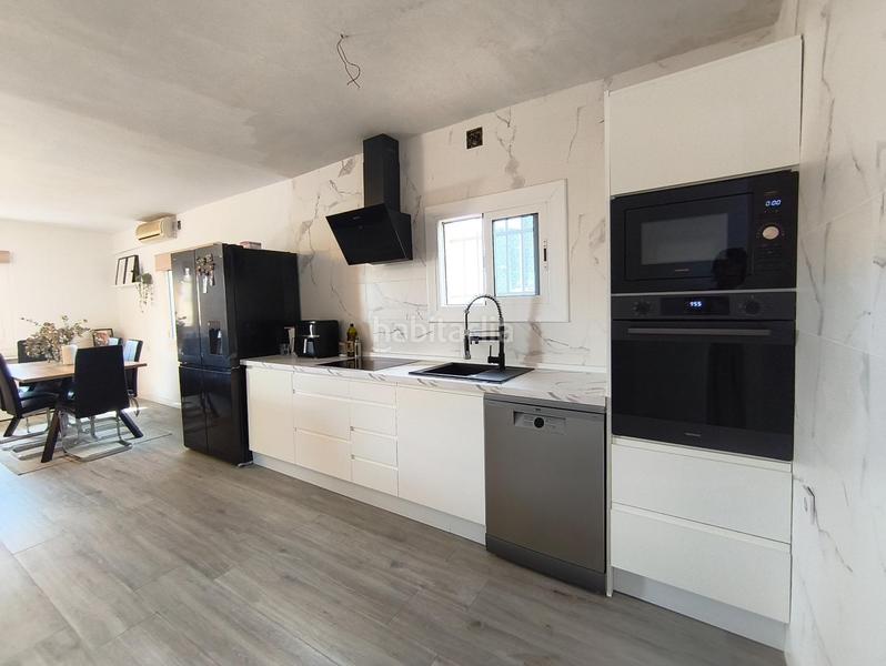 Foto 48581b87-1033-4c45-996a-7255750403c1. Chalet  en venta en urb lalzineta completamente reformada en Montferri