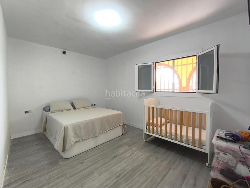 Foto db283e5d-fad8-4e4b-b711-9e528e0d4845. Chalet  en venta en urb lalzineta completamente reformada en Montferri