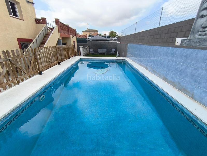 Foto e7082586-b1e4-408f-9d53-e590d39aa85e. Chalet  en venta en urb lalzineta completamente reformada en Montferri