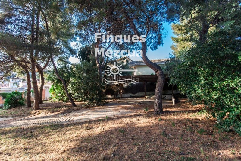 Foto bc5376f6-e653-47c3-a548-6a02c97f62b5. Finca rústica a Segur de Calafell nucli urbà Segur de Calafell