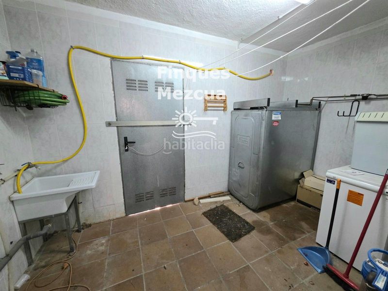 Foto 2b9f96d6-ea28-47ce-bae7-a6856862c328. Casa aparellada amb calefacció aparcament a Pobla de Montornès (La)