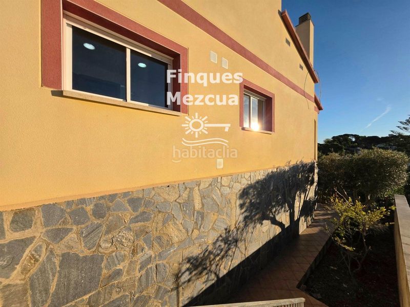 Foto 3f34da3e-c6c3-48da-ae0d-a560720dabb8. Casa aparellada amb calefacció aparcament a Pobla de Montornès (La)