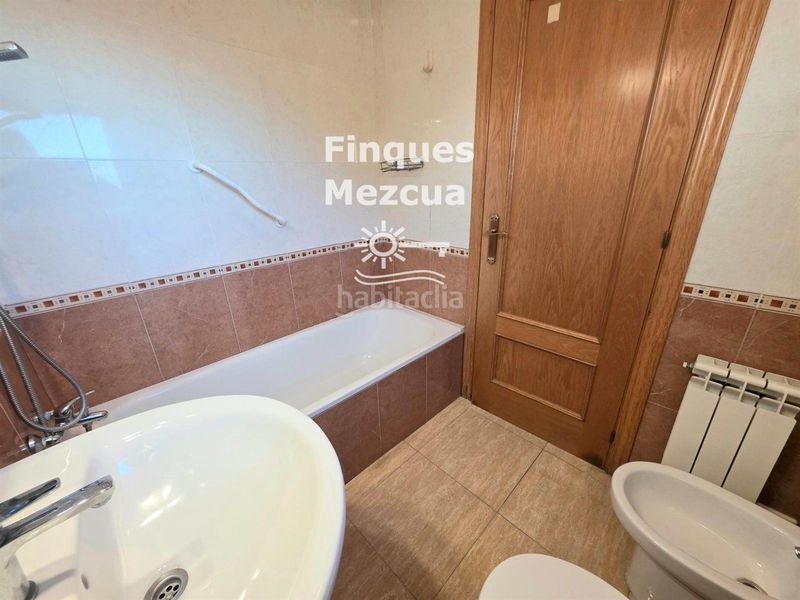Foto 631539e5-6999-4b2e-b30a-0cf2f7c1a121. Casa aparellada amb calefacció aparcament a Pobla de Montornès (La)
