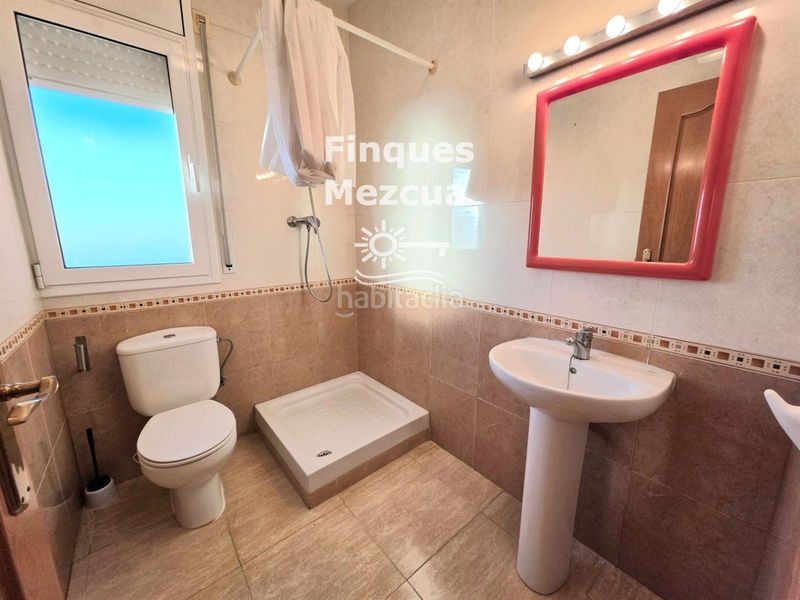 Foto 88a24011-678b-4f84-a0bd-9ac0c2ca00a8. Casa aparellada amb calefacció aparcament a Pobla de Montornès (La)