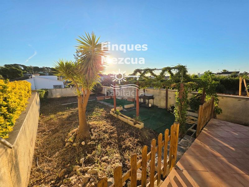Foto 9e833996-42aa-438c-9164-e7aa088e8944. Casa aparellada amb calefacció aparcament a Pobla de Montornès (La)