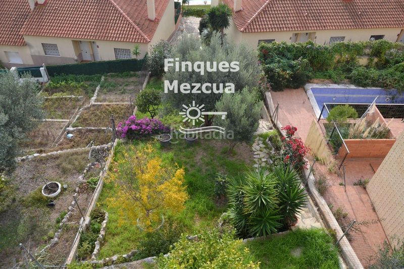 Foto 5da8eccb-933c-4791-8c43-f6343c1dc023. Casa adossada amb calefacció a Segur de Calafell nucli urbà Segur de Calafell