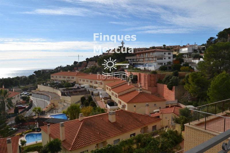 Foto 8746cd75-c643-4c4a-8ffe-253ce140fcf5. Casa adossada amb calefacció a Segur de Calafell nucli urbà Segur de Calafell