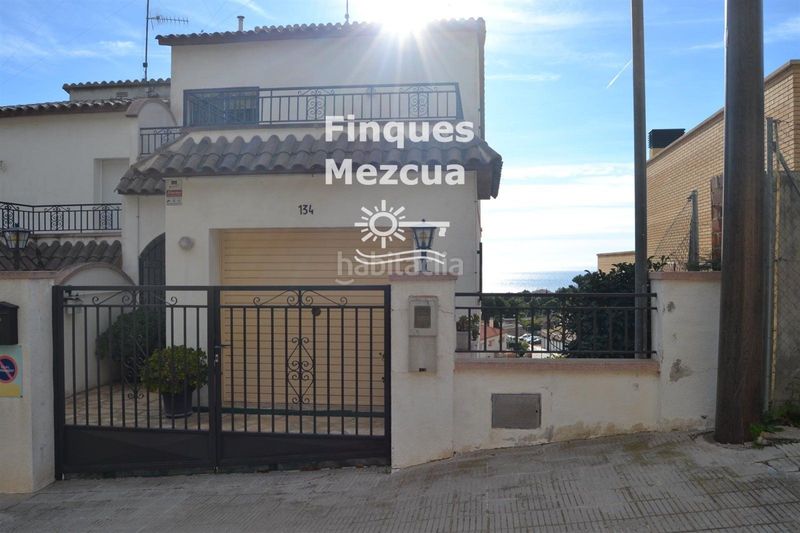 Foto 92d95e3a-9314-4a16-b2ea-af8ed5ae22cf. Casa adossada amb calefacció a Segur de Calafell nucli urbà Segur de Calafell