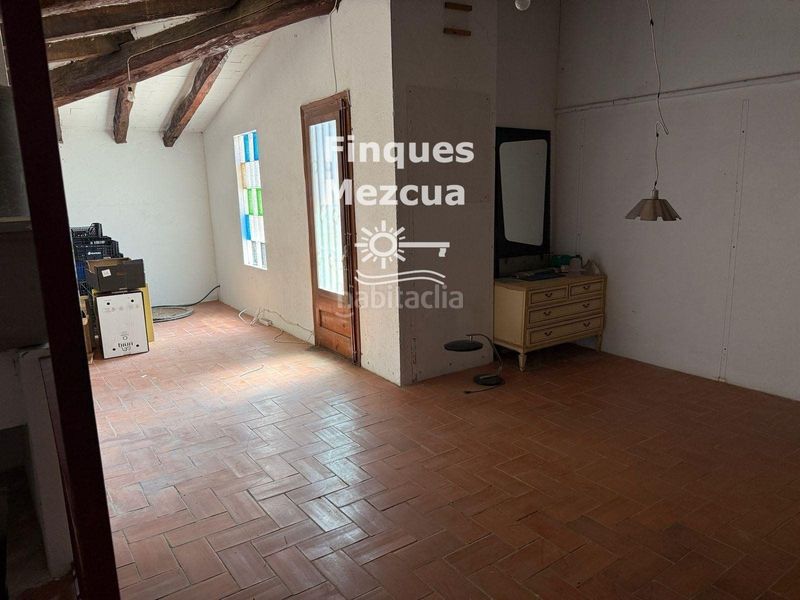 Foto d18e37ef-7090-4630-83a3-252f744d591e. Casa amb calefacció a Masllorenç