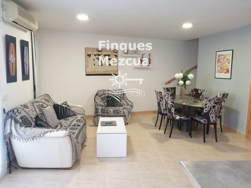 Foto b0738ee6-fa87-4271-9073-957d81568e5a. Casa adossada amb calefacció piscina a Roda de Barà