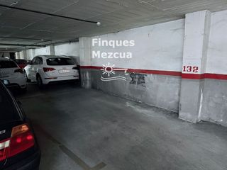Aparcament cotxe a Centre