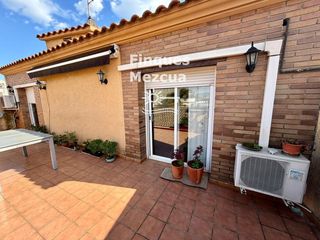 Penthouse in Castellet i la Gornal. Venta y  alquiler con opcion a compra