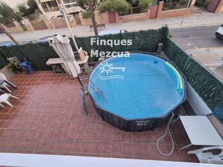 Apartamento en Segur de Calafell Nucli Urbà. Piso en segur con terraza de 100 m y parking