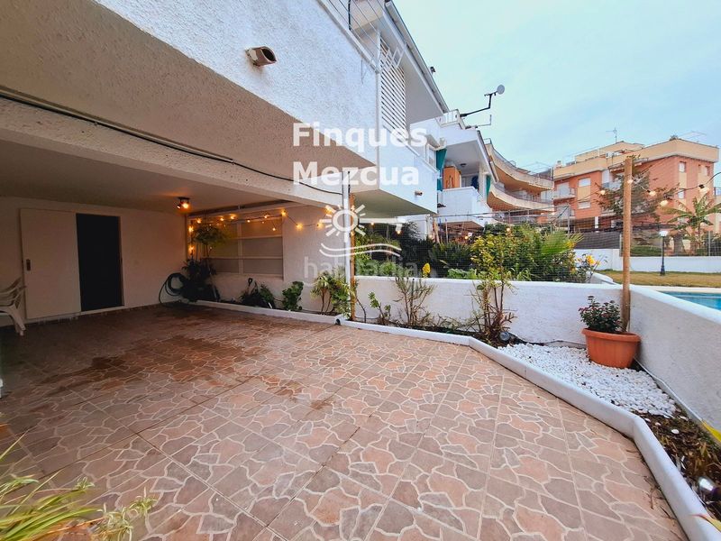 Foto c42a3b00-4c04-4d03-baa5-d5c34592bbf3. Casa adossada amb calefacció aparcament piscina a Segur de Calafell