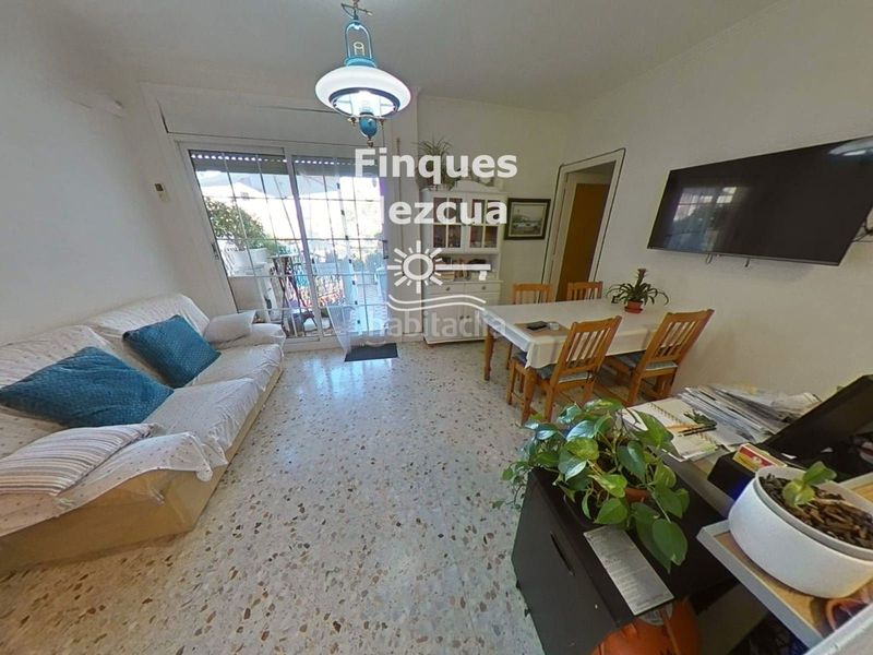 Foto fc2d8b80-8b5b-4e87-a75d-3a090dfede53. Pis a Calafell poble Calafell