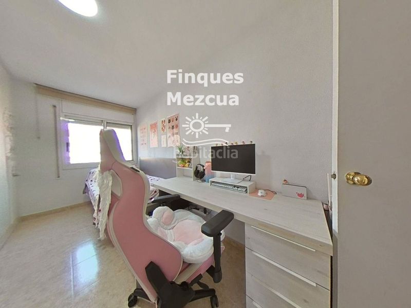 Foto bc73fdc1-0016-4933-8d31-a018c5286a50. Flat with heating parking in Centre Reus