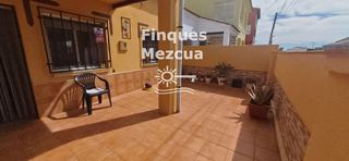 Semi detached house  Verge de montserrat. Oportunidad en les peces! acogedora planta baja con aire acondic