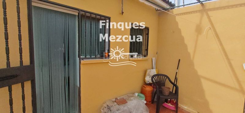 Foto f26a8d21-8832-49ab-8614-0b9d506fd6e8. Casa adossada amb calefacció a Albinyana