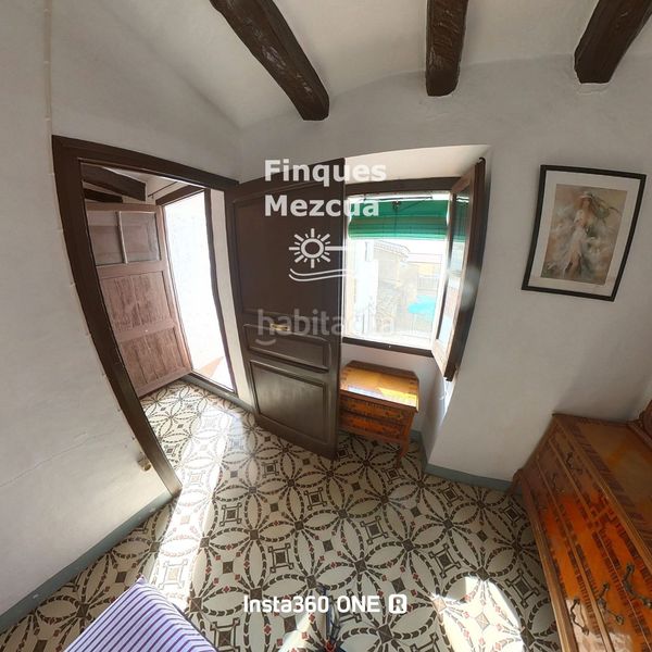 Foto 67906730-6012-4ed9-acb8-d41a2cde5d9a. Casa adossada a Bonastre