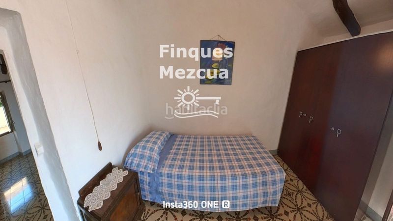 Foto a28b2915-c860-48bd-8169-ca504a2c3667. Casa adossada a Bonastre