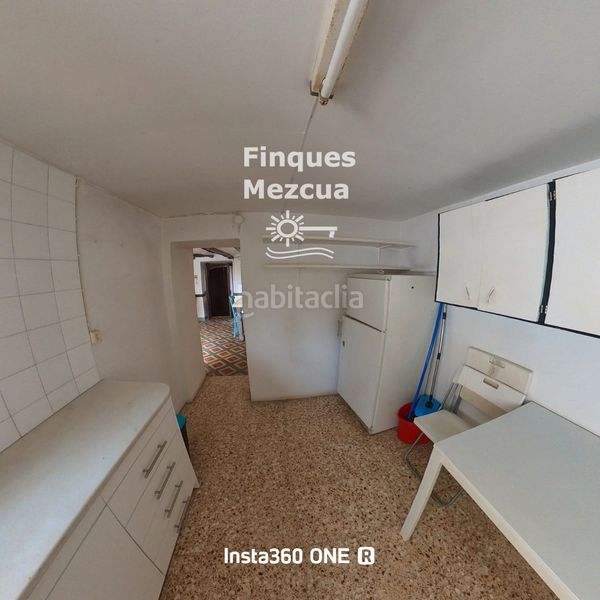 Foto ab757e1e-d393-4e08-8576-212da6c299fd. Casa adossada a Bonastre
