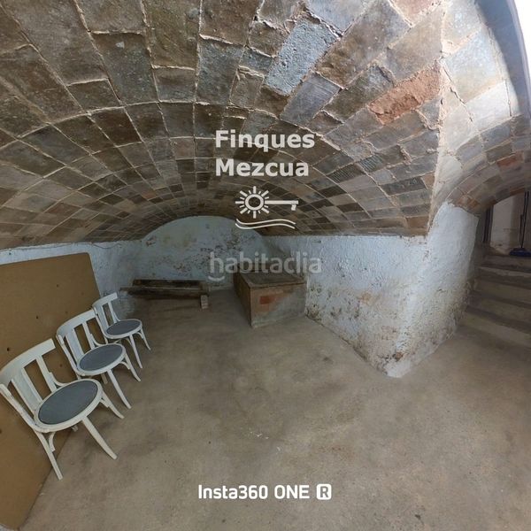 Foto fd4c378e-d5d5-415a-9565-147206ee8f5d. Casa adossada a Bonastre