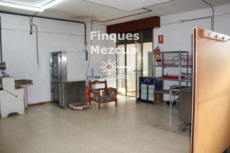 Foto 12b105d1-1db0-49ed-a64f-8b52d9e4d979. Local comercial a Coma-ruga platja Coma-ruga