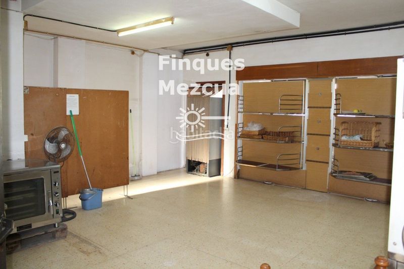 Foto 3c78f1f4-256c-4b0e-bf62-d7d9d2d463a2. Local comercial a Coma-ruga platja Coma-ruga
