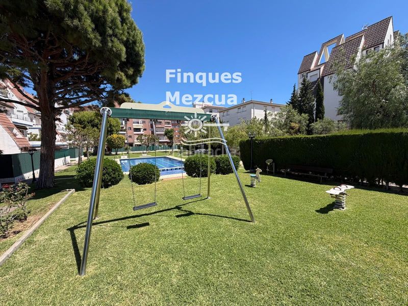 Foto 30b3f3a5-99fb-45c3-a012-1da15c701f5e. Duplex con riscaldamento parcheggio piscina in Calafell residencial Calafell