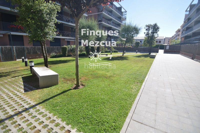 Foto fa87ab1e-7a9b-4c81-b2f5-af9bf626e3b8. Dúplex amb aparcament piscina a L´Estany Calafell