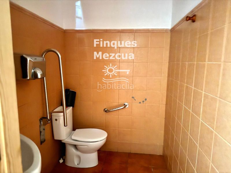 Foto 991fcbca-2c71-4663-8229-c6dad11a6896. Lloguer local comercial a Centre Vendrell (El)