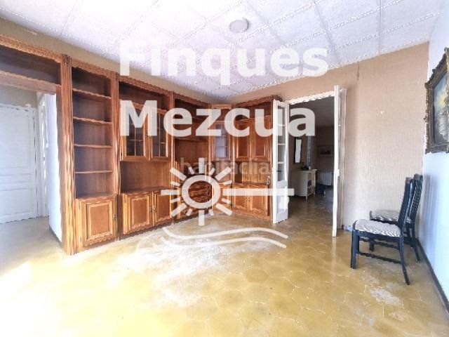 Foto ee3d5152-e07a-43a8-b5a9-0e2b080499d3. Xalet amb calefacció aparcament a Salomó